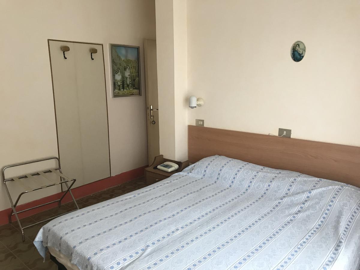קיאנצ'נו טרמה Albergo Villa Dionori מראה חיצוני תמונה